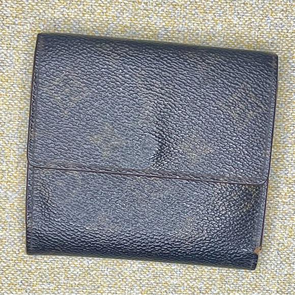Louis Vuitton Monogram Wallet - Picture 2 of 8